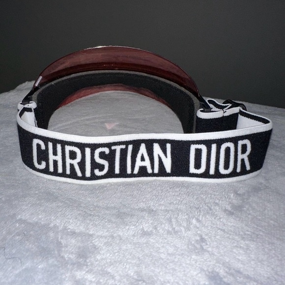 Christian Dior visor - Picture 1 of 2